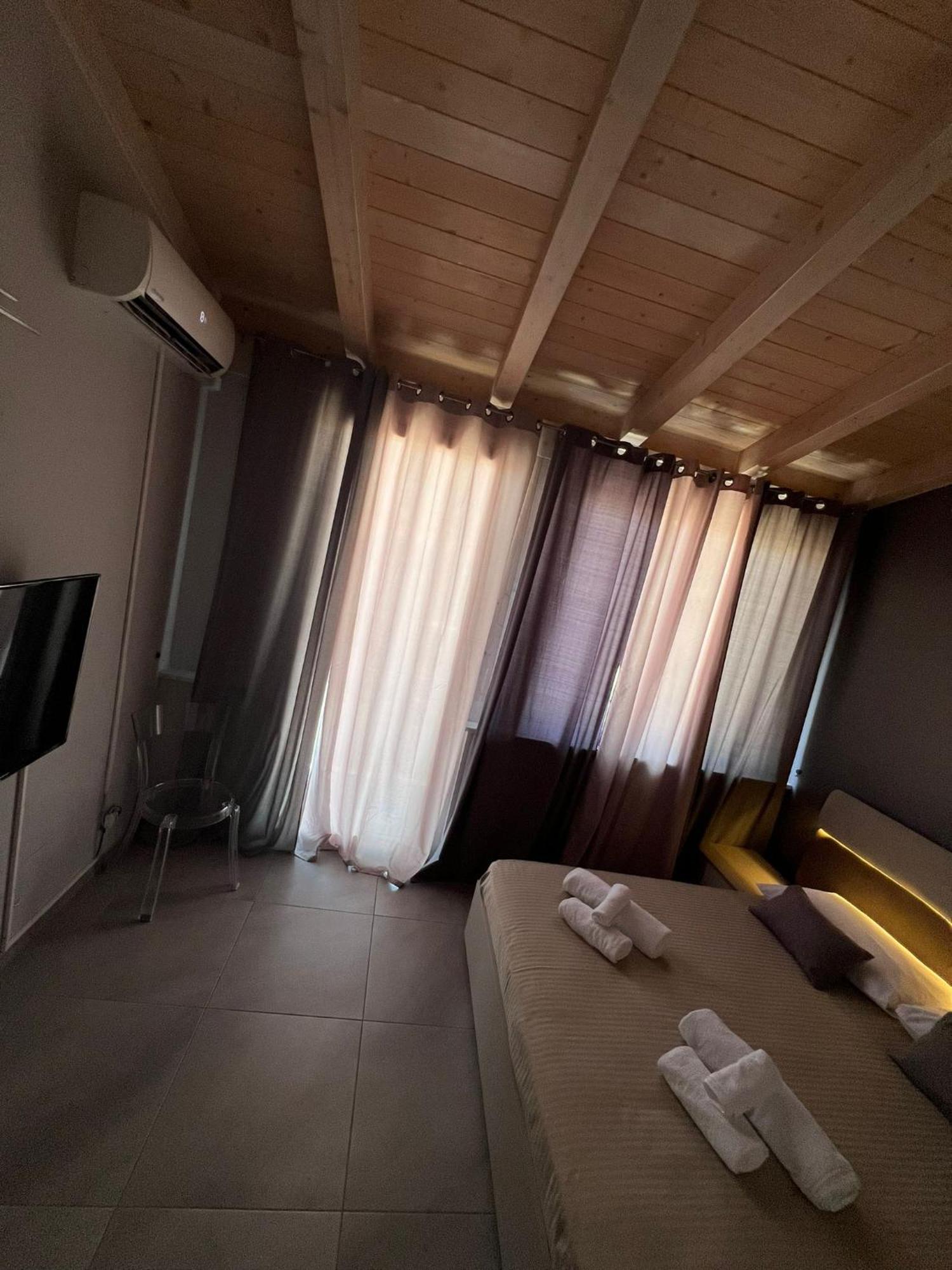 La Piazzetta A Mare Holiday House Sferracavallo Exterior foto